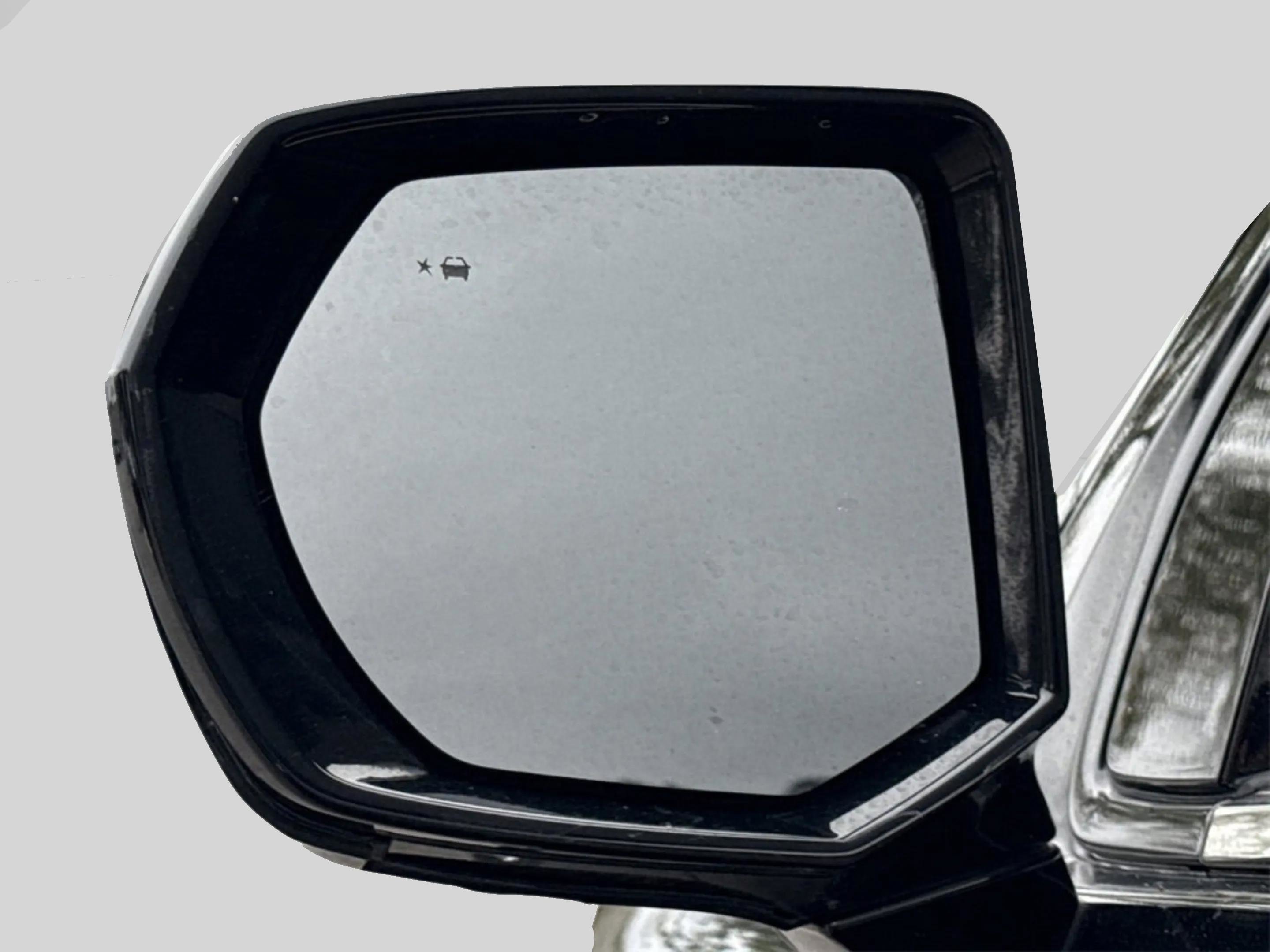 Used 2021 Chevrolet Tahoe LS image 30