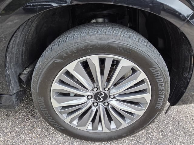 Certified 2025 INFINITI QX80 Sensory AWD/4WD image 10