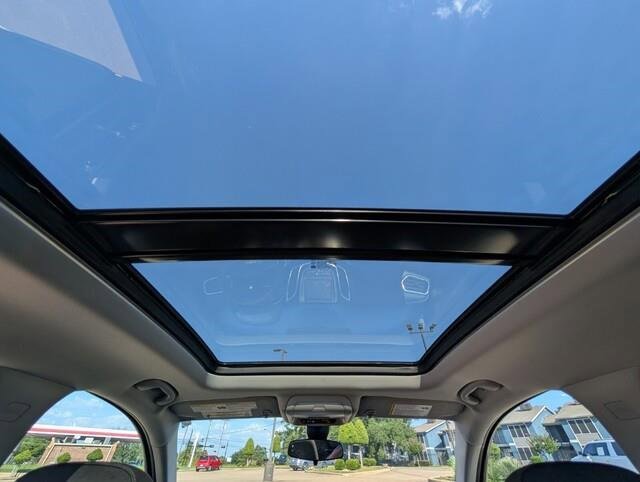 Used 2023 Chevrolet Equinox LT image 34