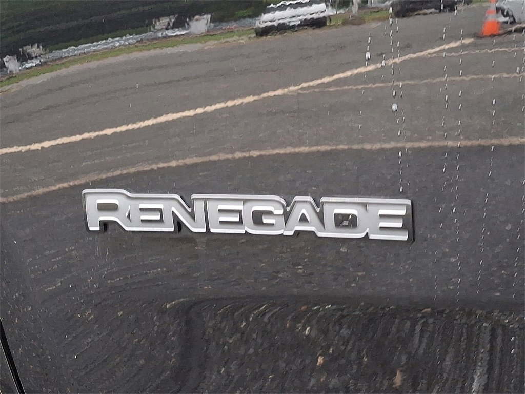 Used 2023 Jeep Renegade Latitude image 31