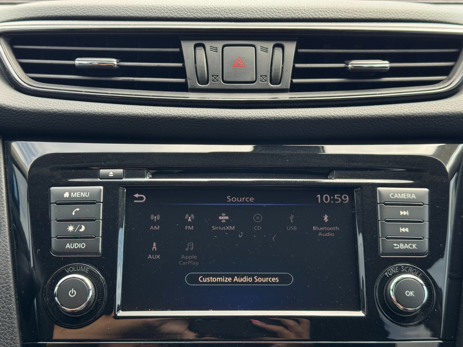 Used 2020 Nissan Rogue SV AWD/4WD image 24