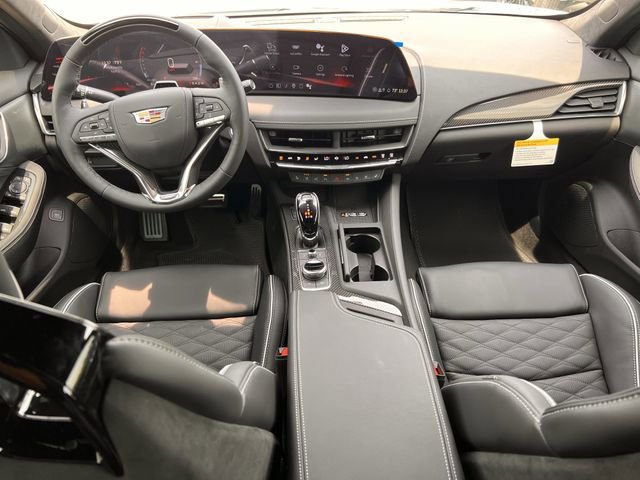 New 2026 Cadillac CT5 V image 9