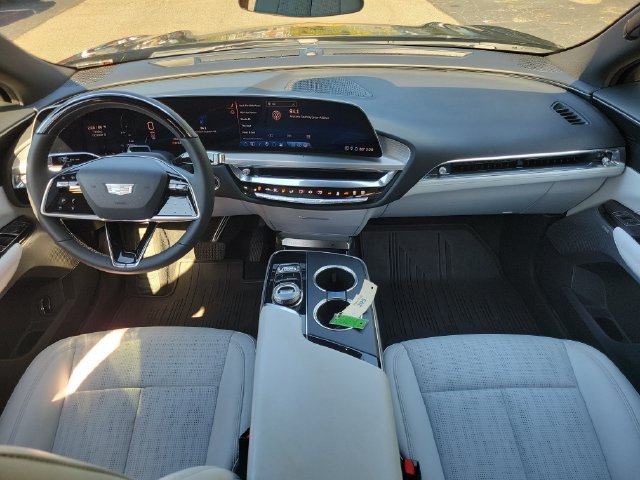 Certified 2024 Cadillac Lyriq Sport AWD/4WD image 8