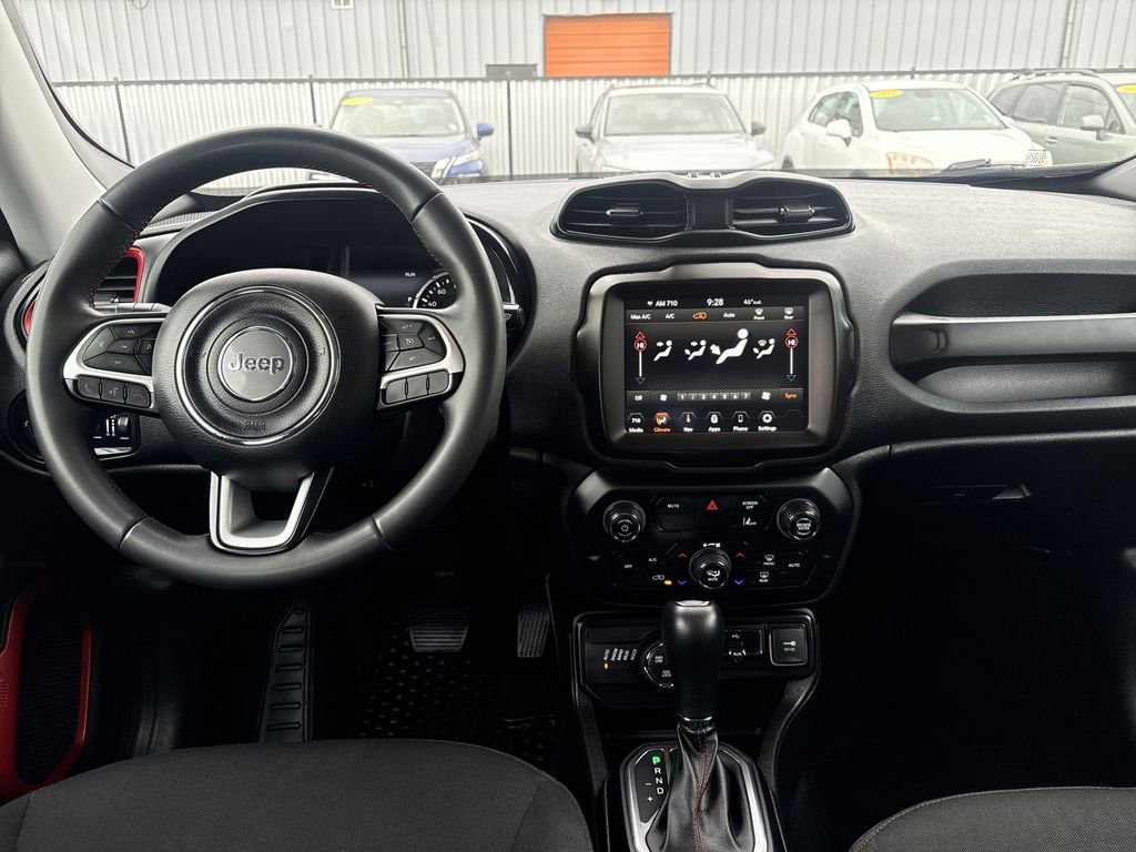 Used 2023 Jeep Renegade Trailhawk image 9