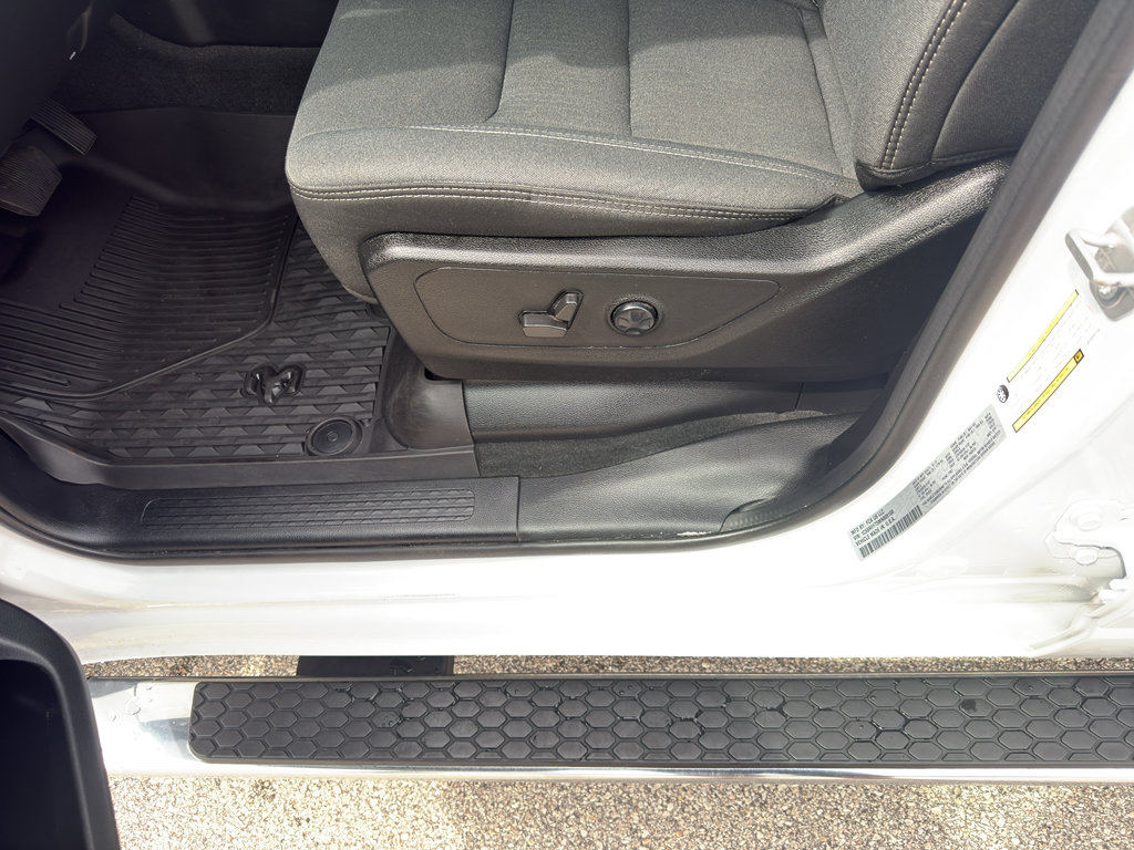Used 2021 RAM 1500 Big Horn AWD/4WD image 15