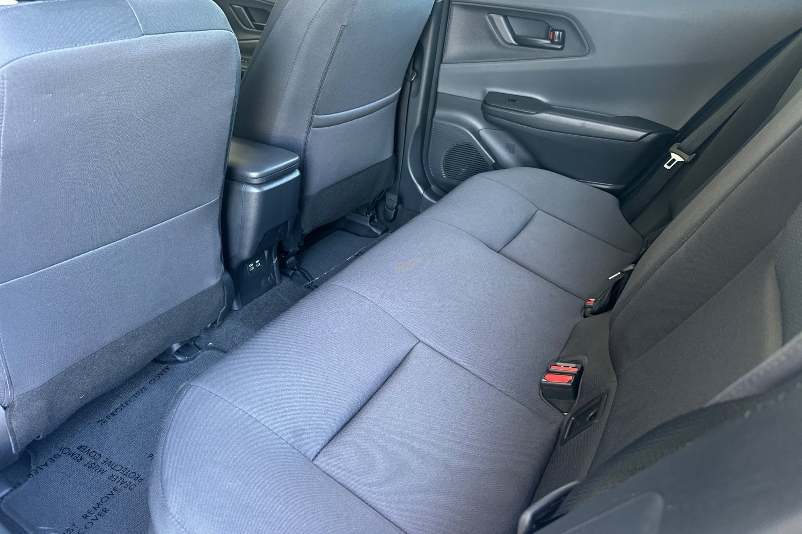 Certified 2023 Toyota Prius LE FWD image 11