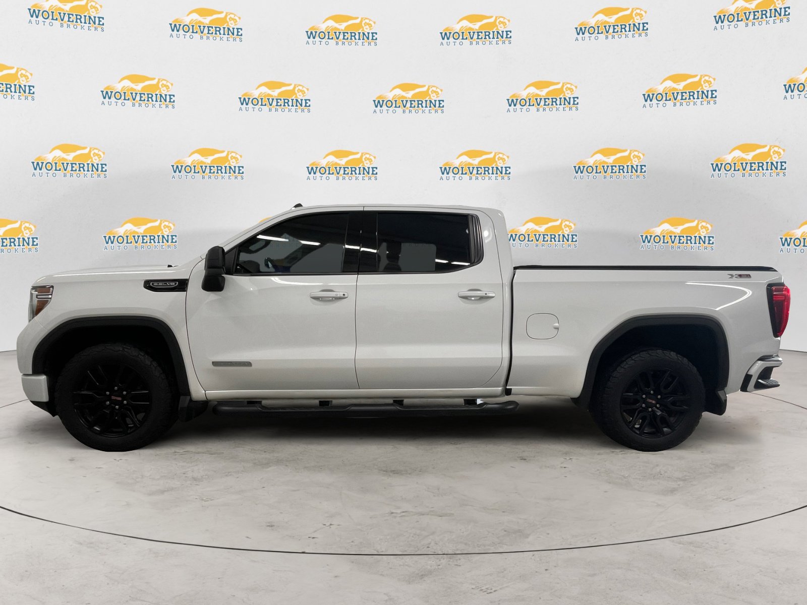 Used 2020 GMC Sierra 1500 Elevation w/ Elevation Value Package image 2