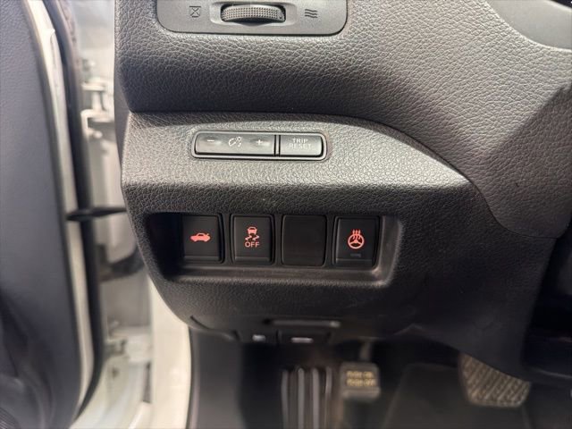 Used 2016 Nissan Altima 2.5 SL FWD image 17