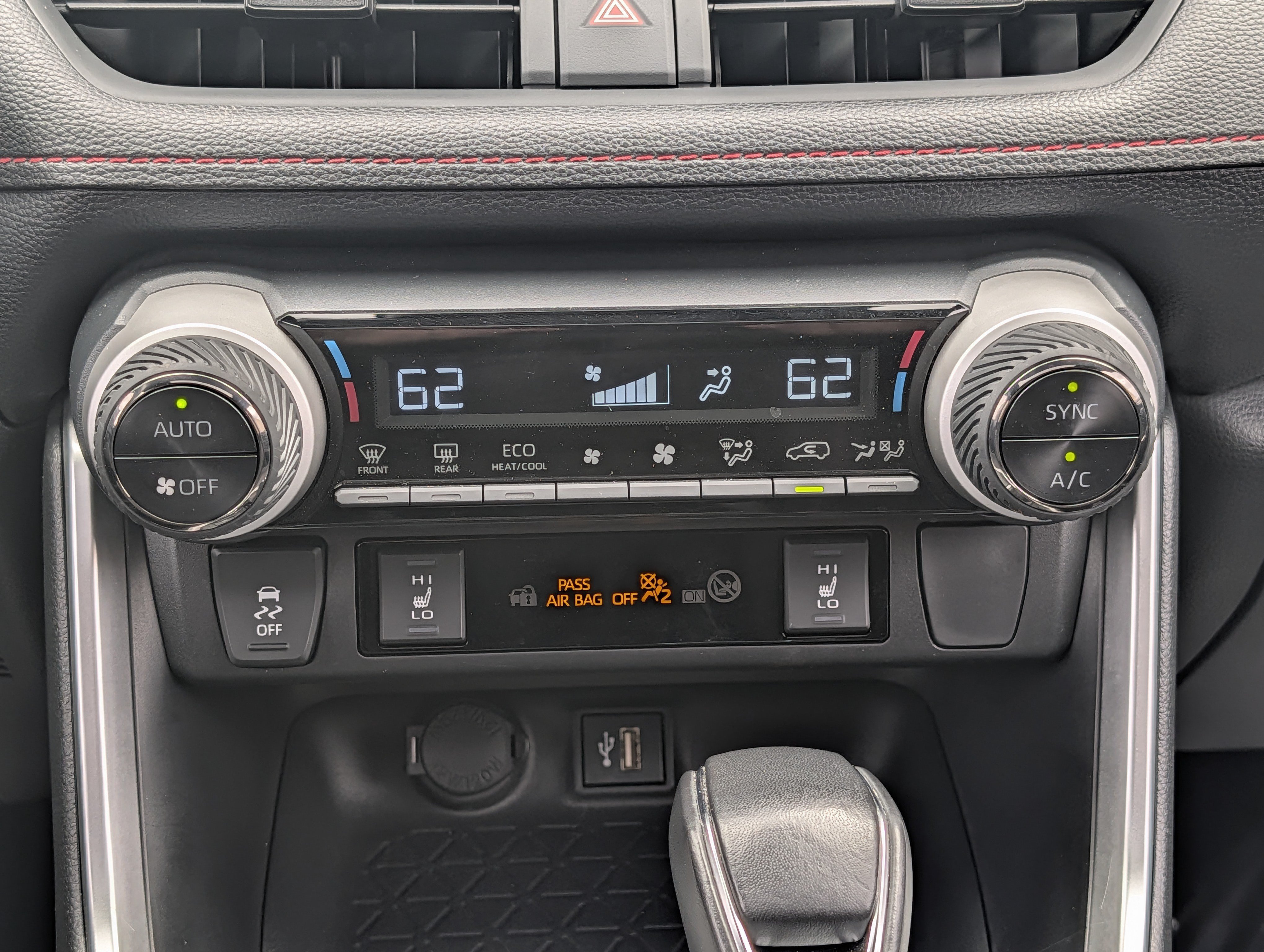 Used 2023 Toyota RAV4 SE w/ Weather & Moonroof Package AWD/4WD image 30