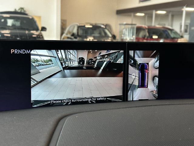 Certified 2025 Lincoln Navigator Reserve AWD/4WD image 20