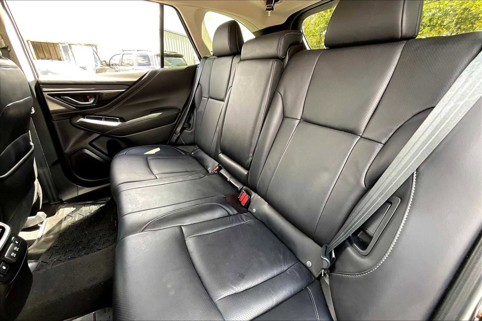 Used 2020 Subaru Outback Limited AWD/4WD image 20