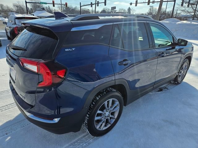 Used 2022 GMC Terrain SLT w/ LPO, Floor Liner Package image 7