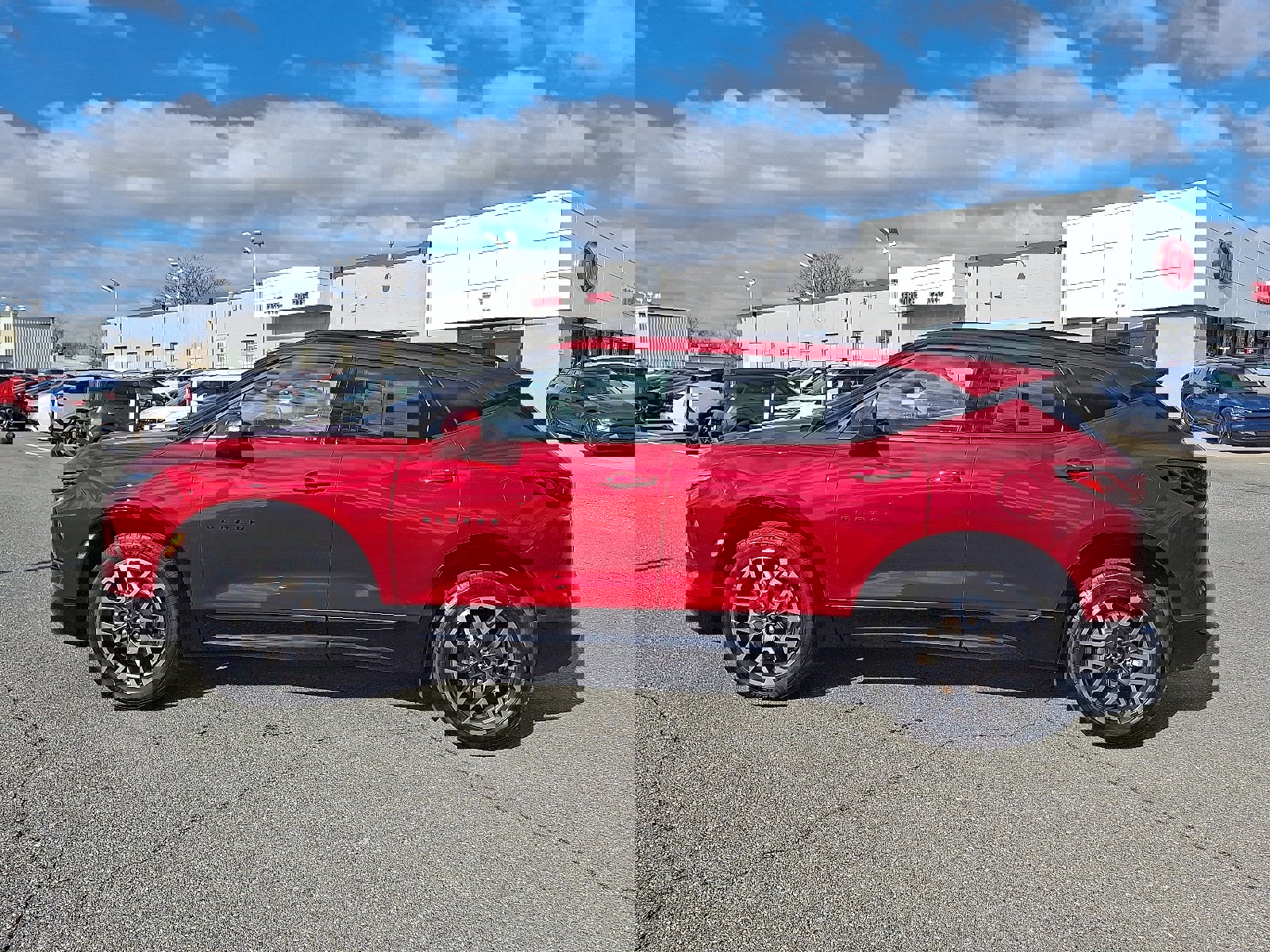 Used 2023 Chevrolet Blazer RS w/ Enhanced Convenience Package image 7