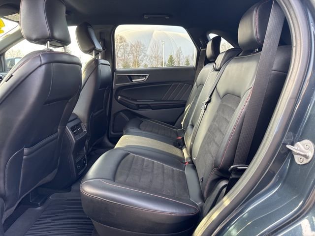 Used 2022 Ford Edge ST-Line image 22