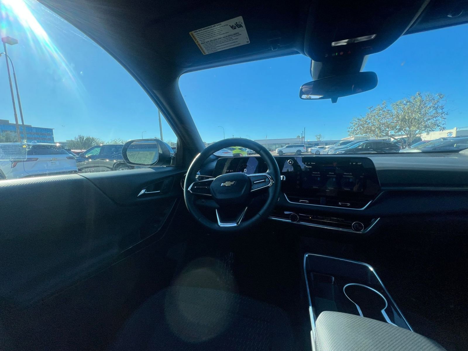 Used 2025 Chevrolet Equinox LT image 34