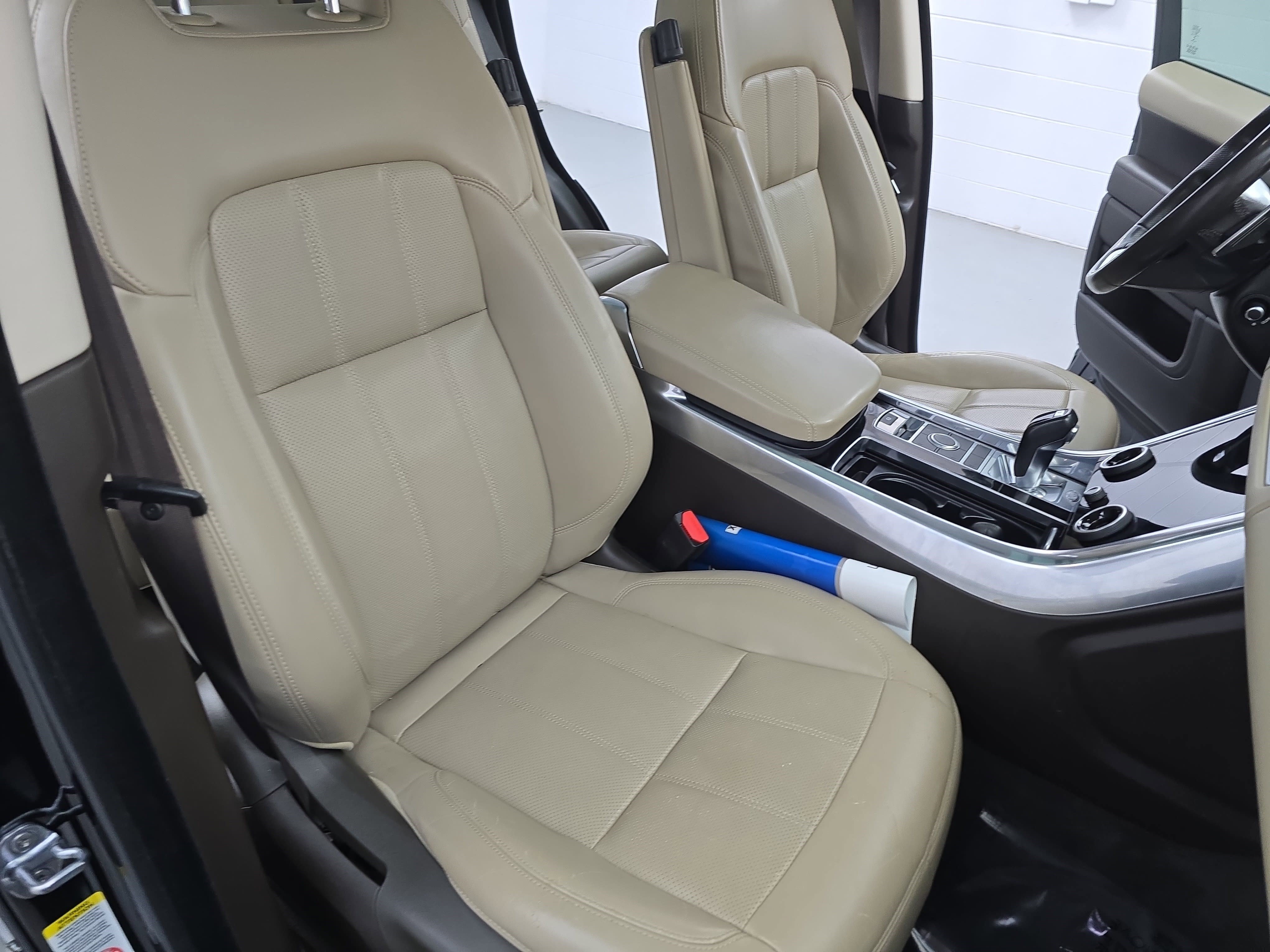 Used 2020 Land Rover Range Rover Sport HSE Dynamic image 10