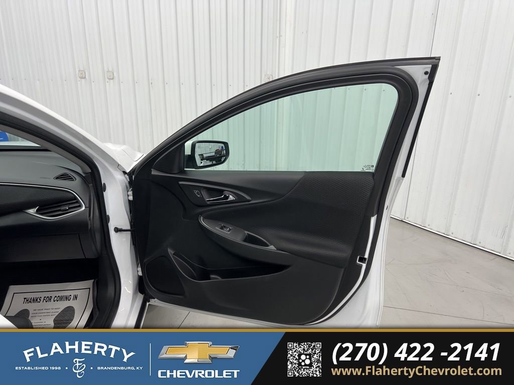 Used 2024 Chevrolet Malibu LT image 14