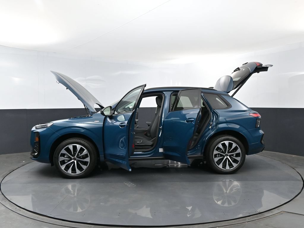 New 2026 Audi Q3 quattro 2.0T AWD/4WD image 31