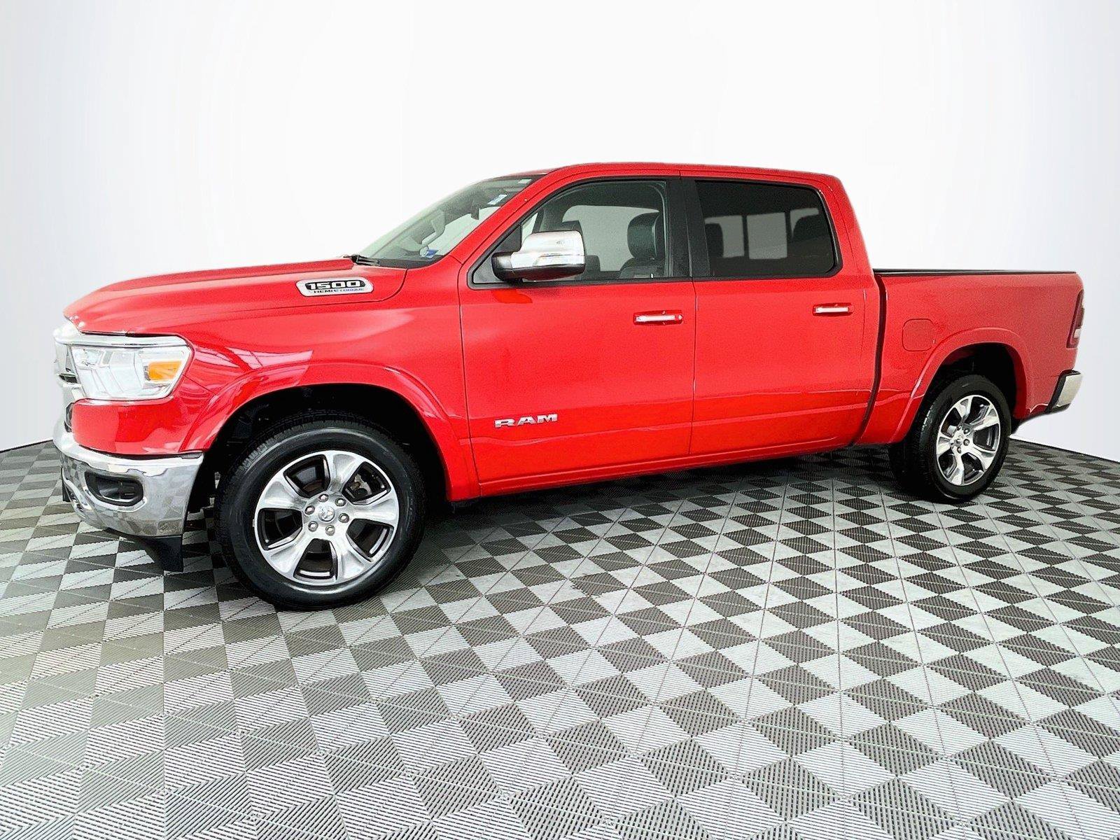Used 2022 RAM 1500 Laramie AWD/4WD image 4