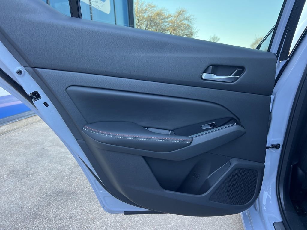 Used 2024 Nissan Altima 2.0 SR image 18