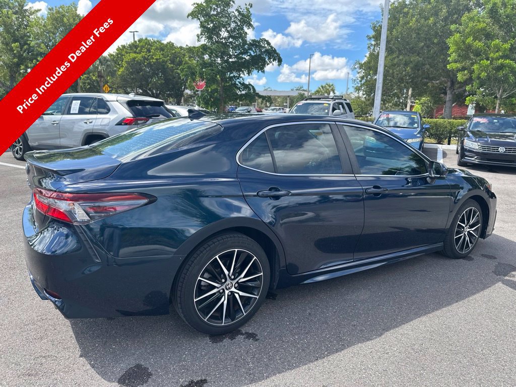 Used 2021 Toyota Camry SE w/ Audio Upgrade Package FWD image 5