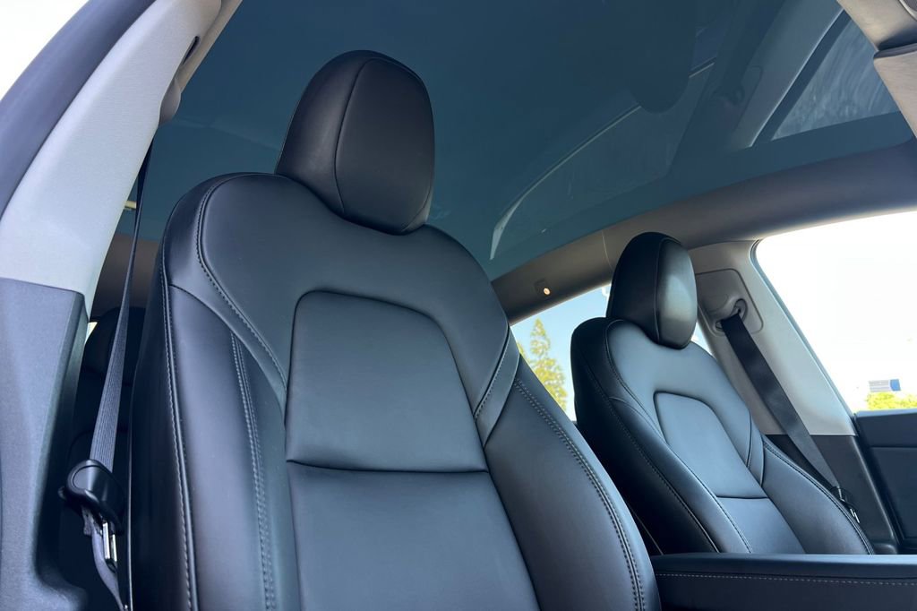 Used 2023 Tesla Model Y Performance image 20