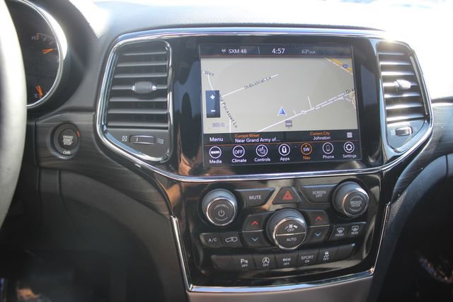 Used 2020 Jeep Grand Cherokee Altitude AWD/4WD image 4