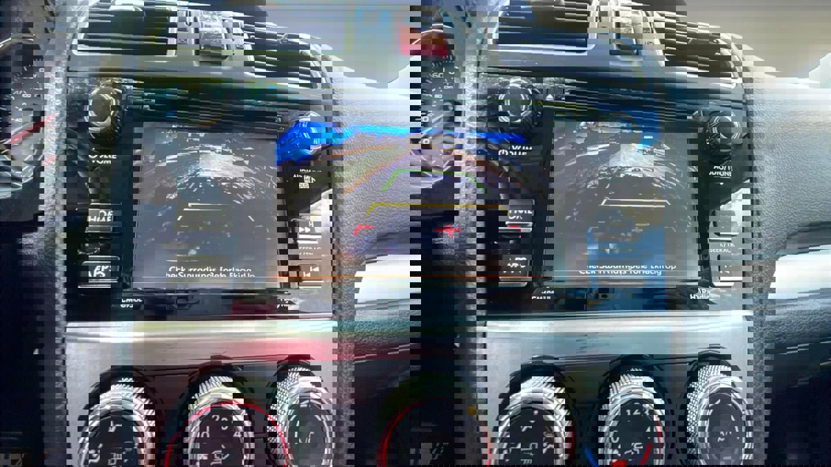 Used 2017 Subaru Crosstrek 2.0i Premium image 17