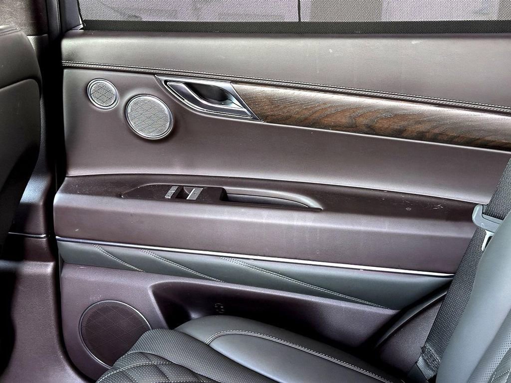 Used 2023 Genesis GV80 3.5T w/ Prestige Package image 22