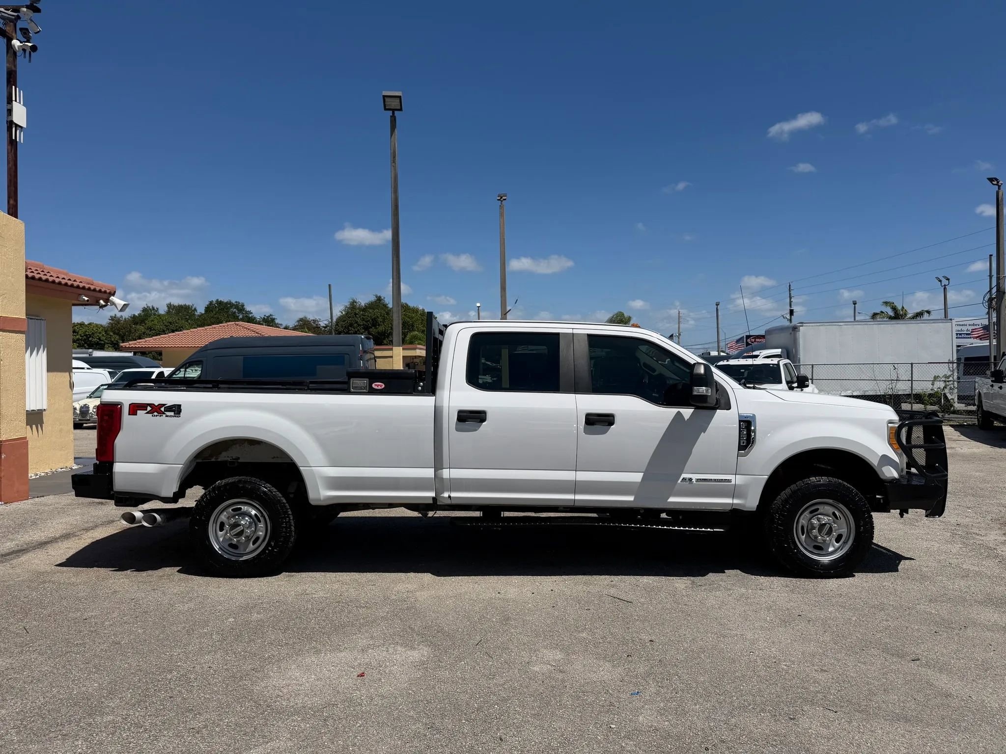 Used 2017 Ford F350 XL w/ Power Equipment Group AWD/4WD image 7