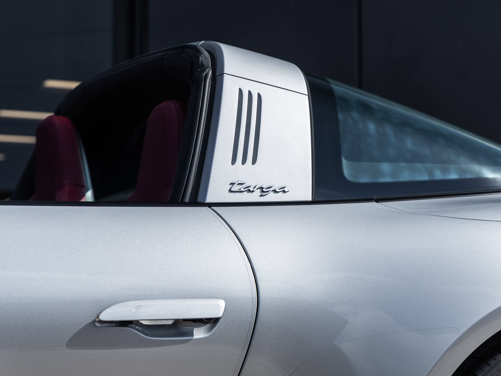 Certified 2022 Porsche 911 Targa 4S AWD/4WD image 18