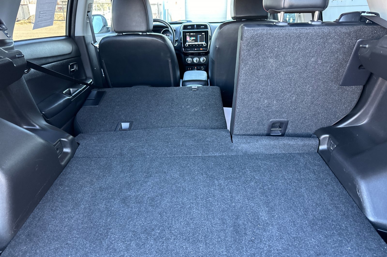 Used 2024 Mitsubishi Outlander Sport SE image 16