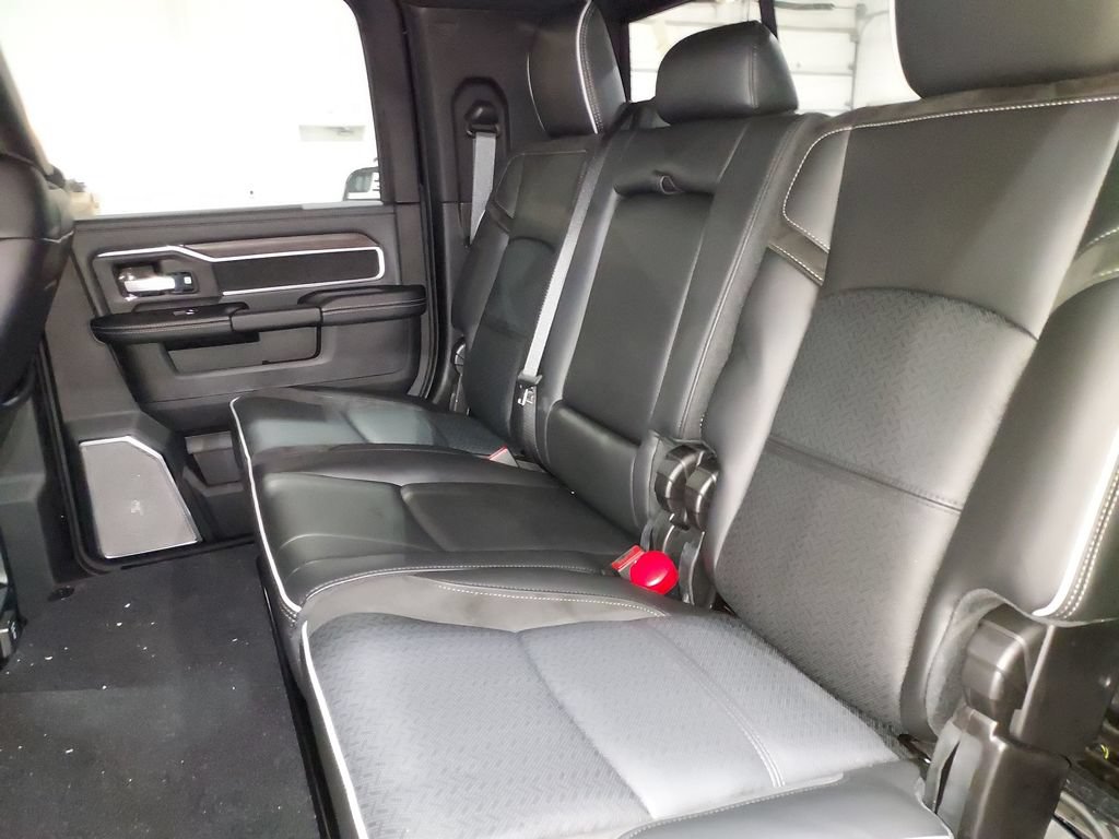 New 2026 RAM 3500 Laramie AWD/4WD image 29