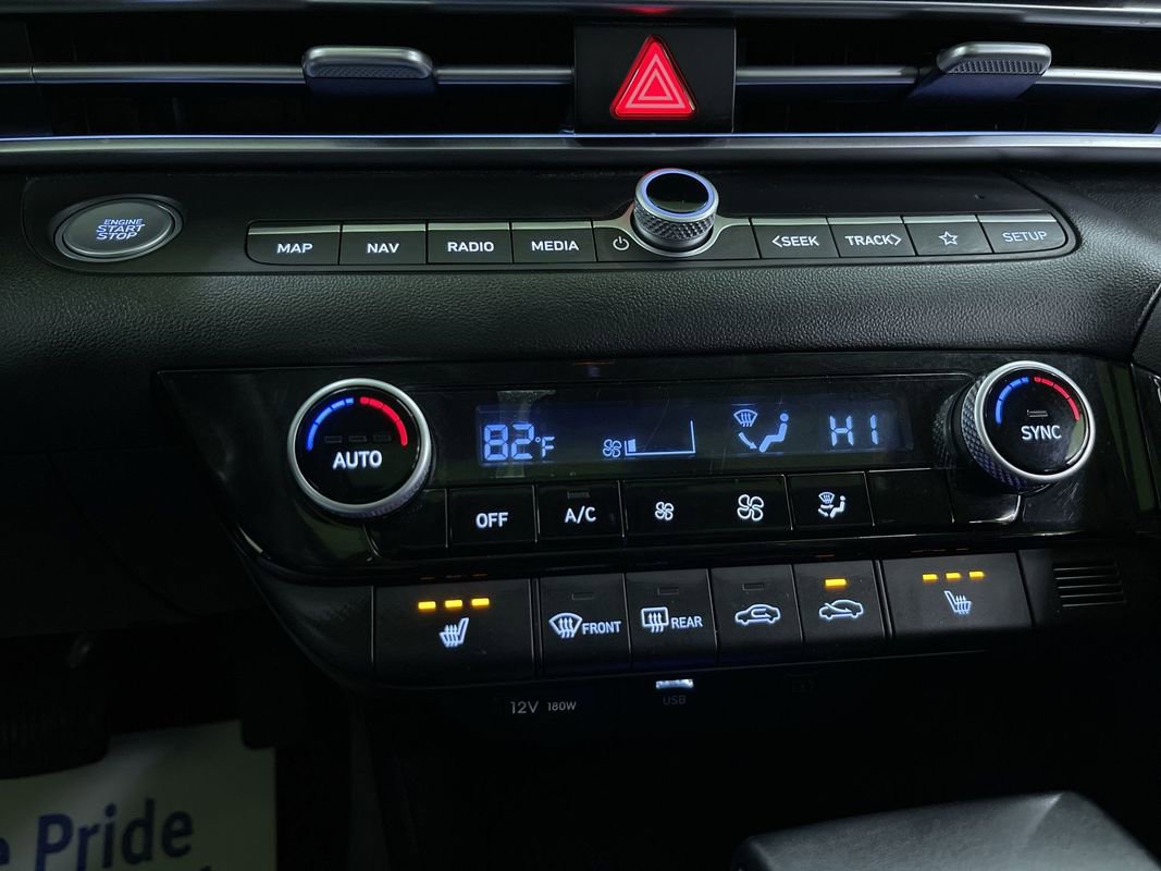 Used 2024 Hyundai Elantra SEL w/ Convenience Package image 23