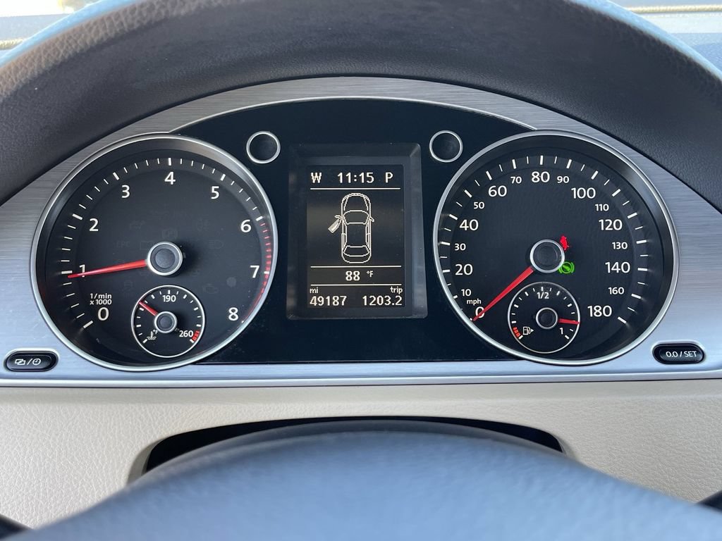 Used 2013 Volkswagen CC Sport FWD image 26