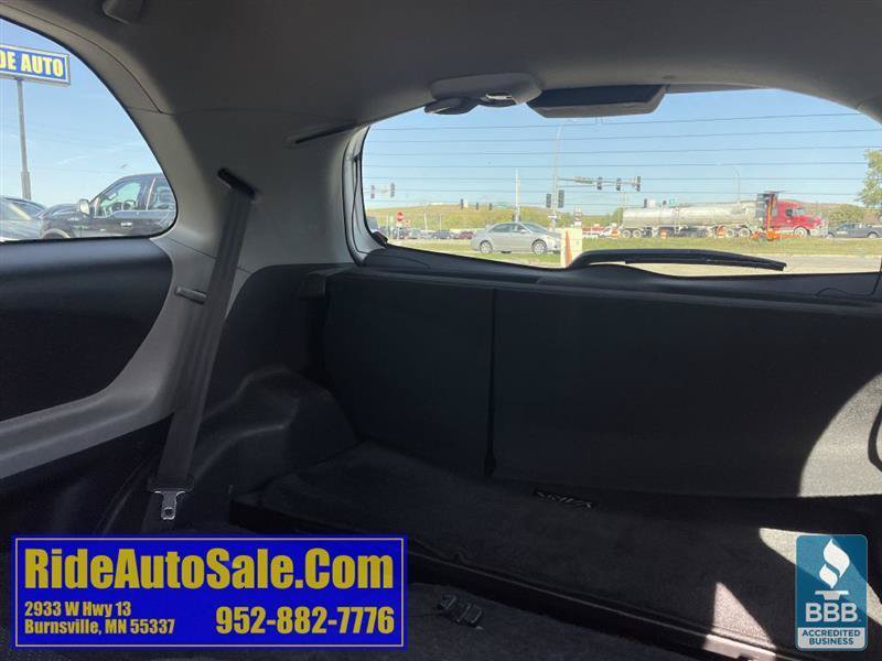 Used 2008 Toyota Yaris 2-Door Hatchback FWD image 33