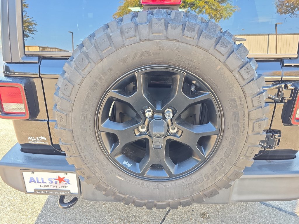Used 2022 Jeep Wrangler Unlimited Sport AWD/4WD image 14