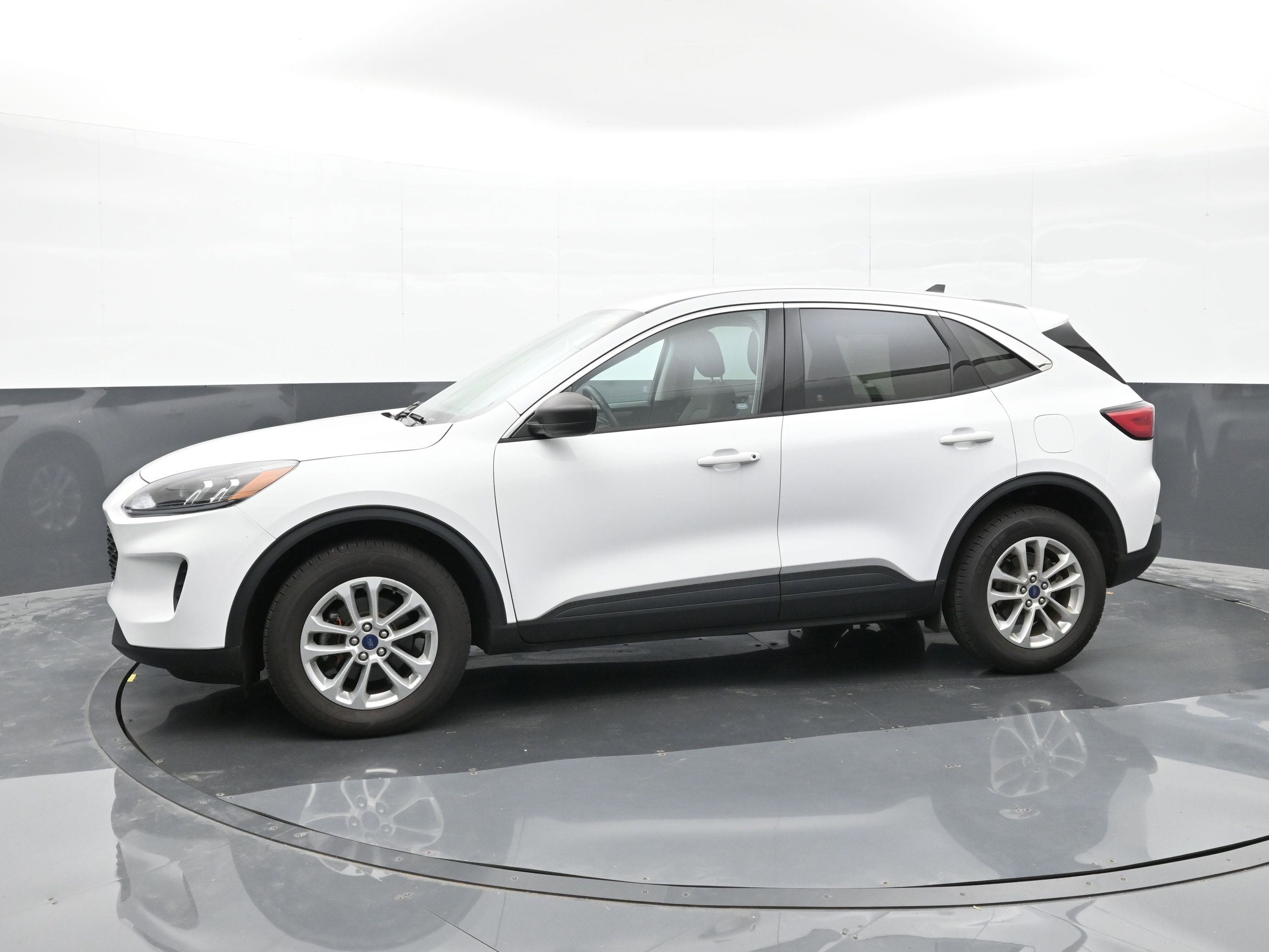 Used 2022 Ford Escape SE w/ Convenience Package image 5