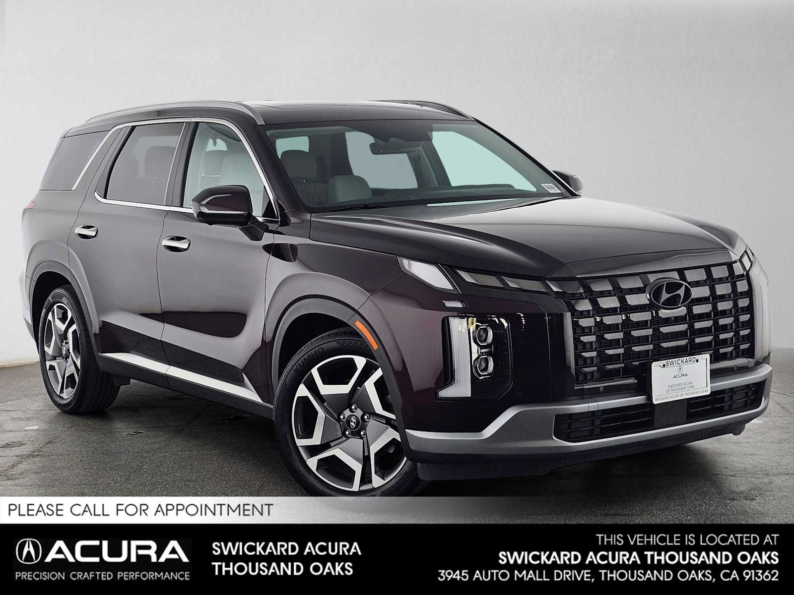 Used 2023 Hyundai Palisade Limited w/ Cargo Package FWD image 1