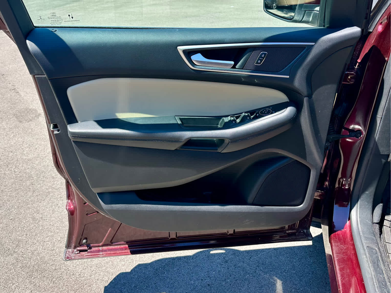 Used 2021 Ford Edge SEL w/ Convenience Package FWD image 10