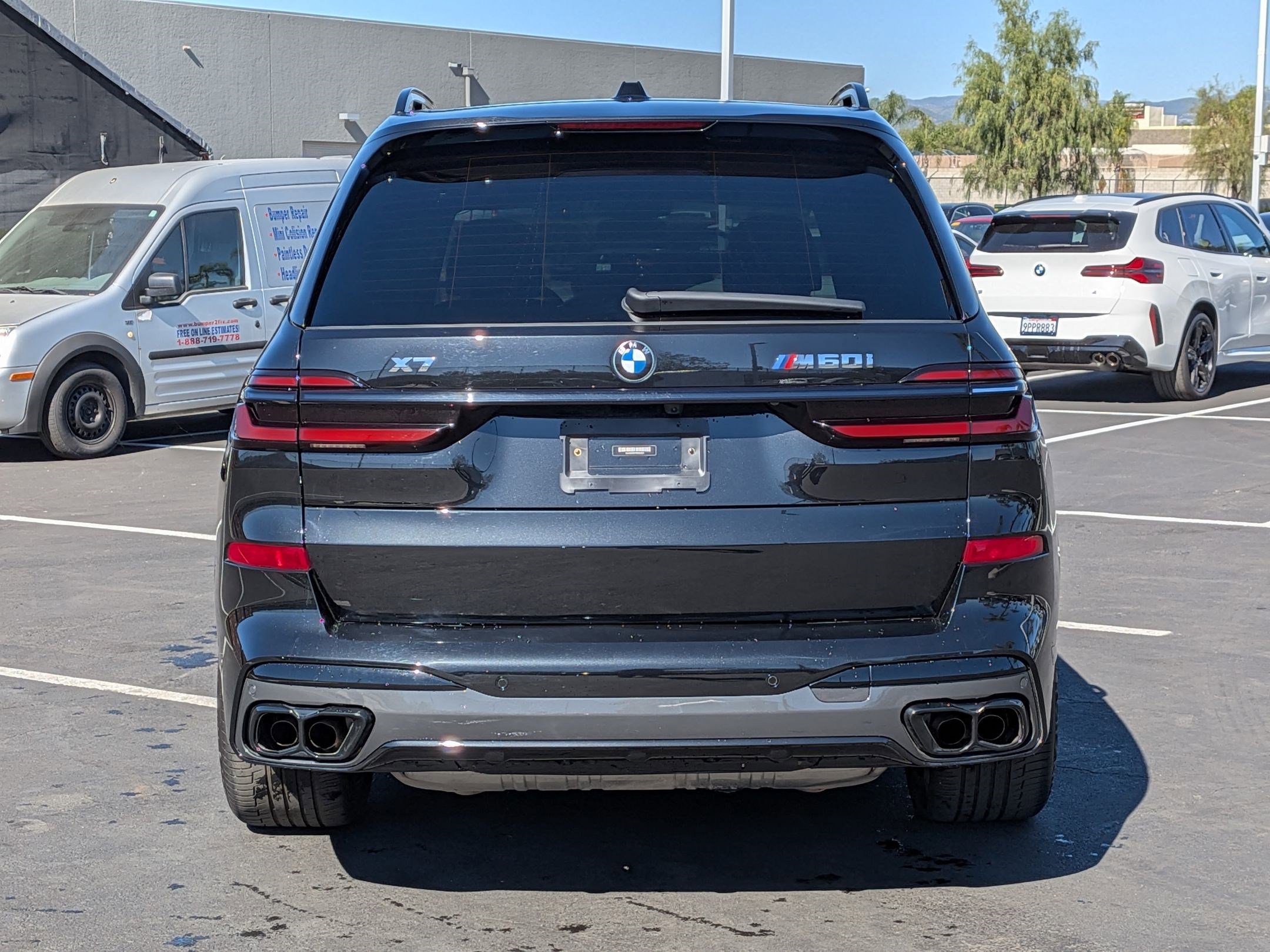 Used 2024 BMW X7 M60i w/ Executive Package image 9