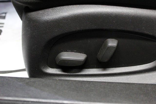 Used 2016 Chevrolet Camaro LT w/ Technology Package RWD image 16