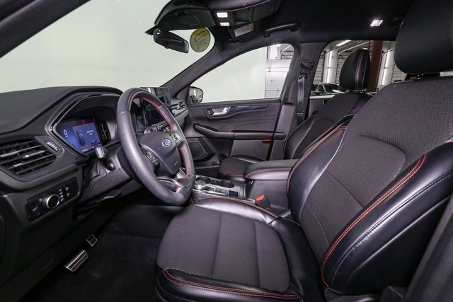 Used 2023 Ford Escape ST-Line w/ Tech Pack #1 image 40