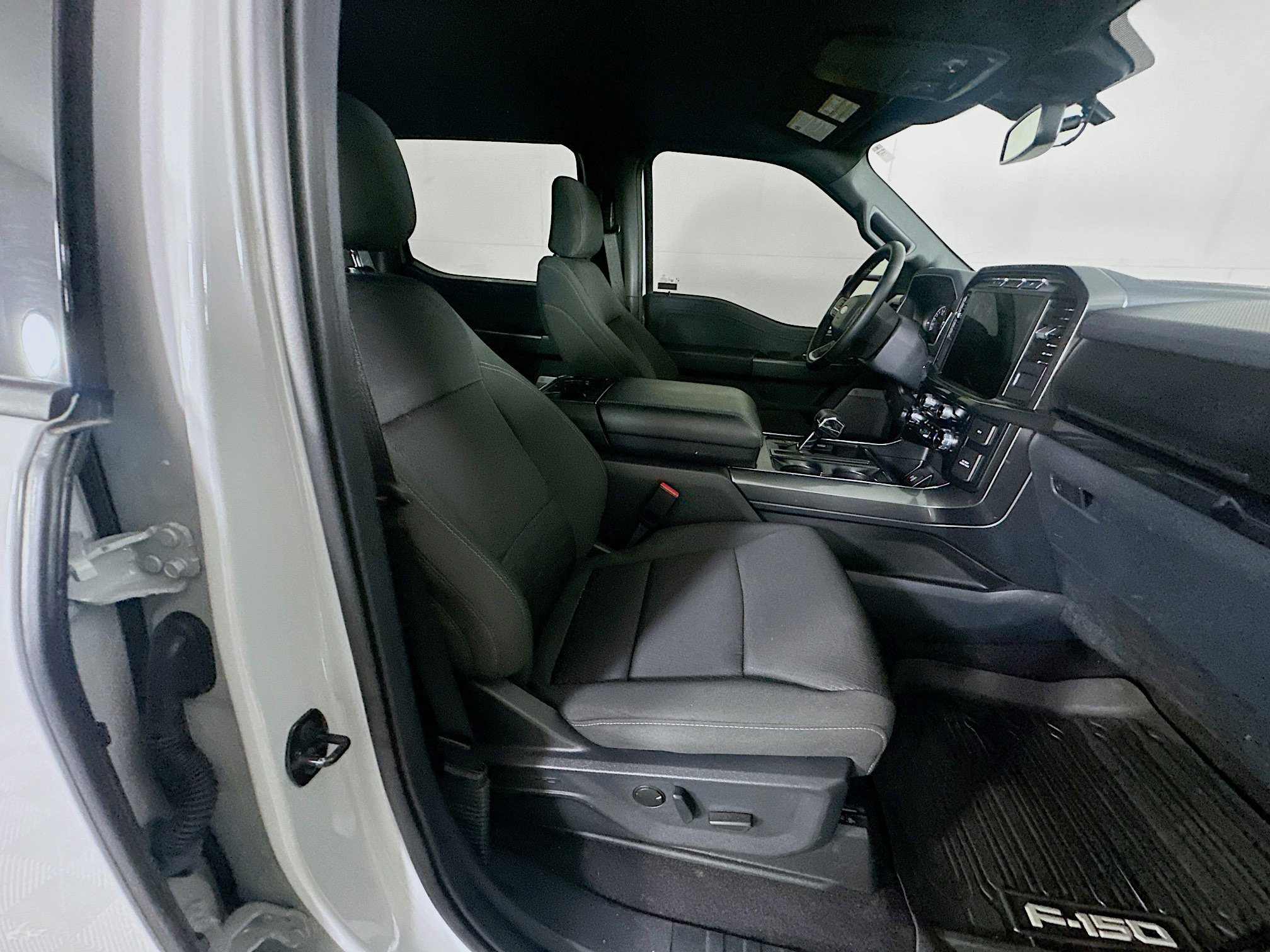 Used 2023 Ford F150 XLT w/ Equipment Group 302A High image 30