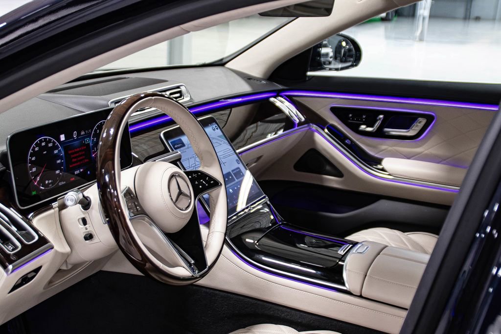 Used 2025 Mercedes-Benz S 580 4MATIC Sedan image 10