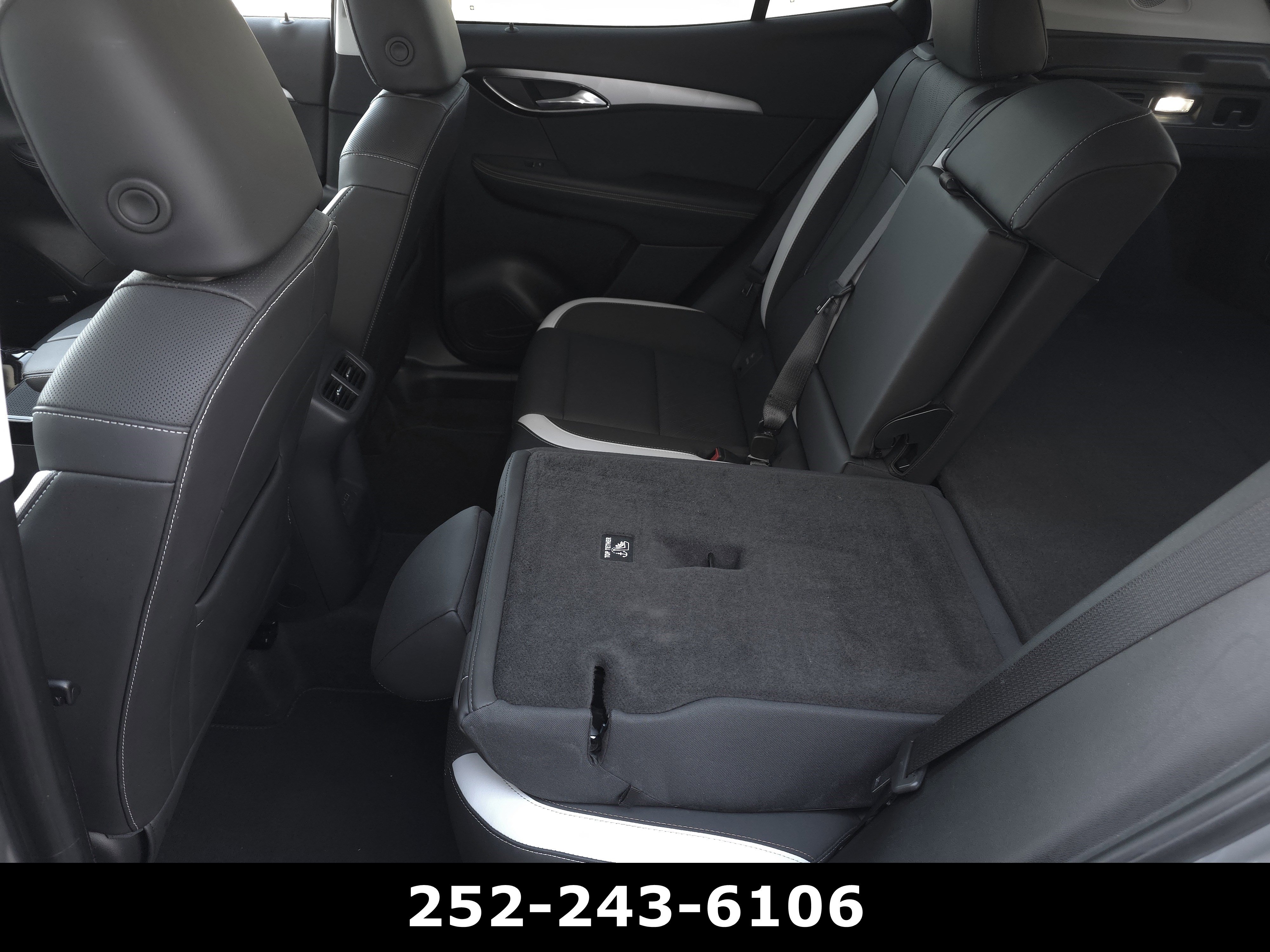 Used 2025 Buick Envision Sport Touring image 33