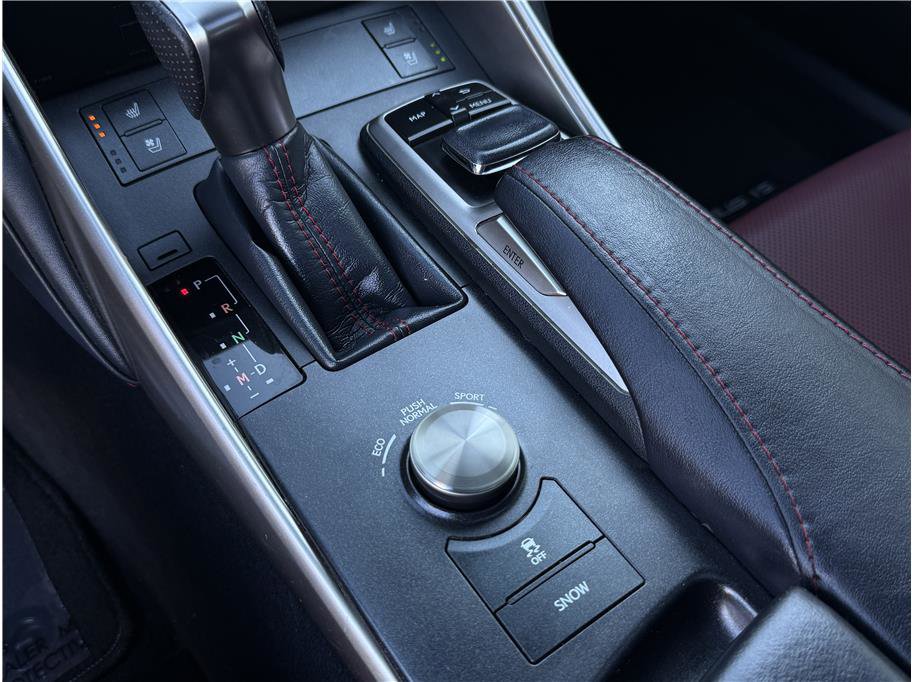 Used 2018 Lexus IS 300 F Sport image 19