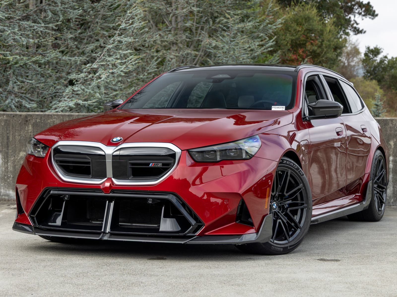 Used 2026 BMW M5 Touring AWD/4WD image 1