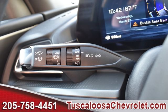Used 2025 Chevrolet Traverse LT w/ Driver Confidence Package image 32