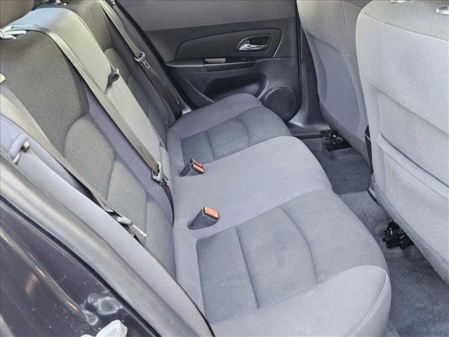 Used 2014 Chevrolet Cruze LT image 19